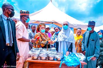 FG distributes 15,750 utensils to FCT as 10m pupils benefit from NHGSF