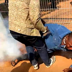 #Sowore: How Sowore was allegedly hit by police tear gas shot by female cop