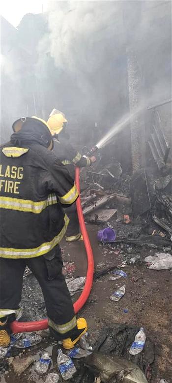 UPDATED: Property worth millions of naira destroy as fire guts Ladipo spare parts market, building in Lagos