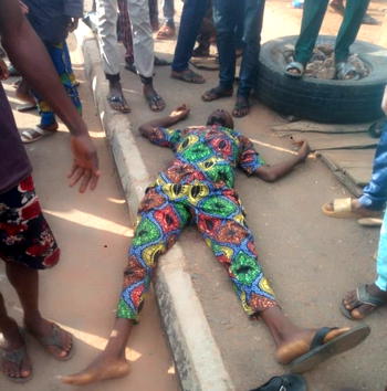 Stray bullets kill four; injure one as Customs men engage suspected smugglers in Iseyin