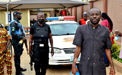 EFCC detains company’s CEO over N128m ponzi scam          