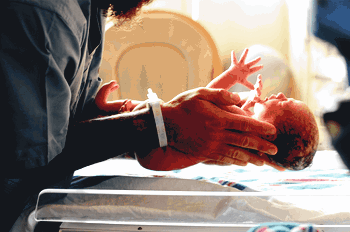International Day of the Midwife: Invest in midwives to save more lives — UNFPA