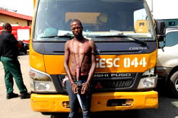 Lagos hawker allegedly attack environmental operatives with weapons