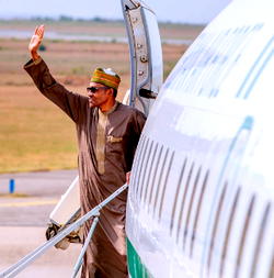 Buhari attends IDA for Africa summit in Dakar