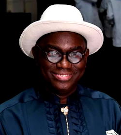 Green Energy International Chair, Anthony Adegbulugbe garners ovation, applause at FUPRE 2021 Awards