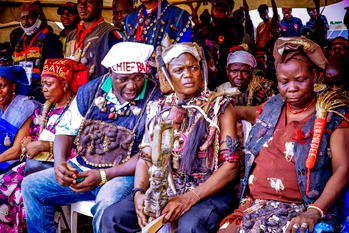 Insecurity: Oyetola charges hunters to assist in keeping Osun safe
