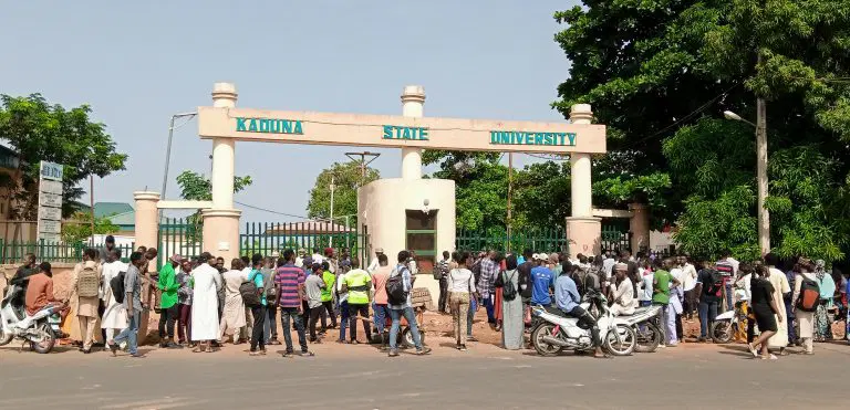 Kaduna University students protest against shut down of institution’s gates