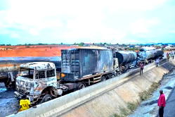 2 die, 13 vehicles burnt as tanker explodes in Ogun