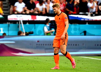 De Ligt sees red, as Czech Rep pull off shock 2-0 win over Netherlands