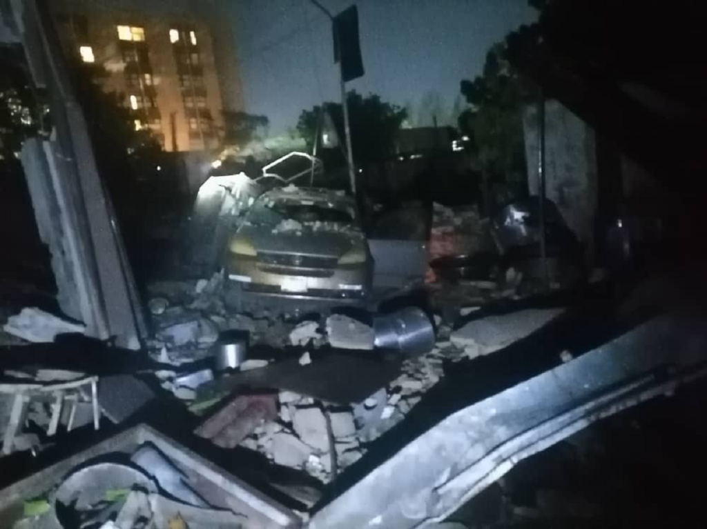 Scores escape death, several vehicles burnt as gas tanker explodes in Lagos