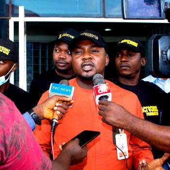 Dalacreamz Foundation donates 60,000 notebooks to schools in Ondo