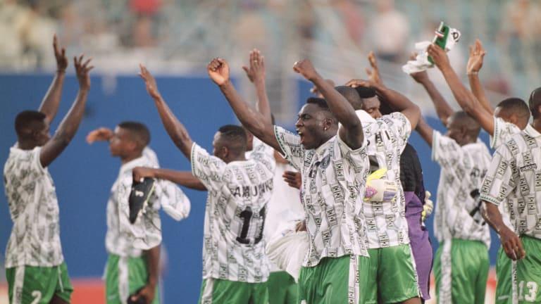 Buhari allocates houses to 1994 Super Eagles squad - BLOGARENA