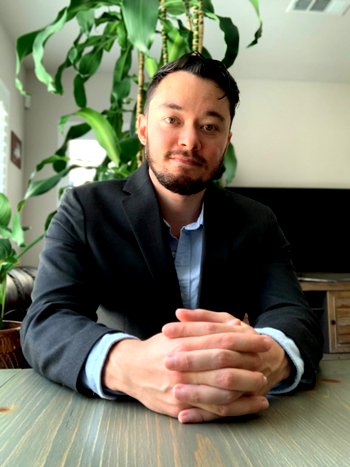 How side hustles can save you from lot of risks, by Jonathan Kvicky
