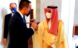 Coalition against Islamic State meets in Rome, turns eye on Africa