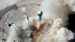 Bezos’ New Shepard reaches space, lands back on Earth