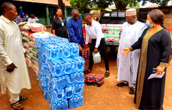 Eid-el-Kabir: Ugwuanyi presents Sallah gifts to Muslims