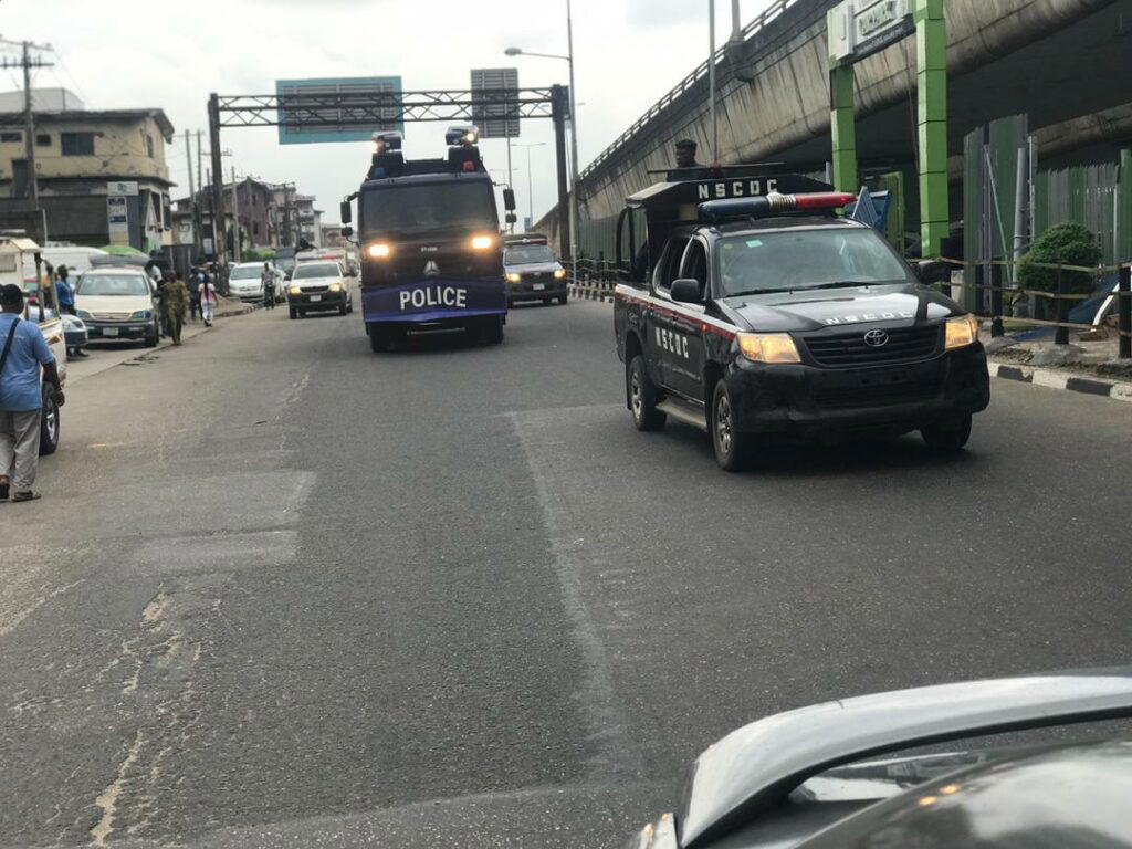 Planned Oodua Republic rally: Gridlock as Police, NSDC, cordon off Ikorodu Road, others