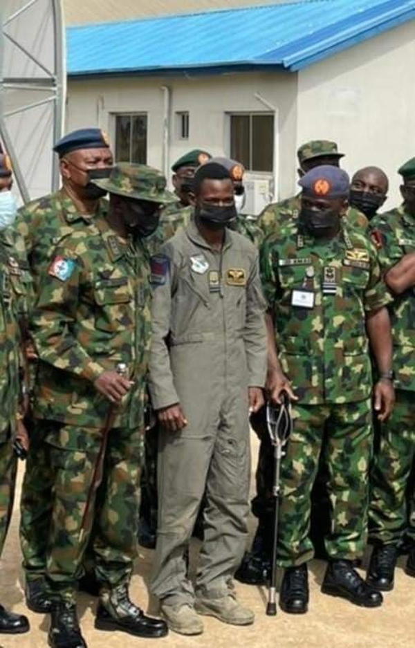 Nigerian Pilot Survives After Criminal Gang Shoots Down Fighter Jet