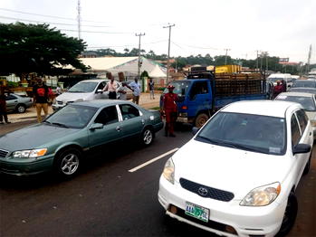 Breaking: Commuters stranded as security officers restrict movement over Ogun LG elections