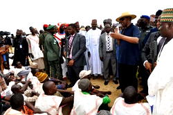 Insecurity: Zulum inducts 1000 volunteer hunters to protect farmers against Boko Haram attacks