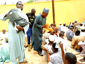 Eid El Kabir: Borno civil servants jubilate as Gov Zulum pays July salary