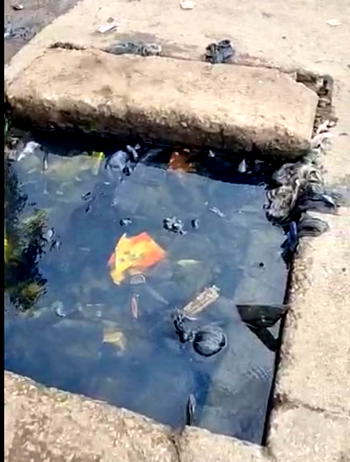 BREAKING: Panic in Lagos as petroleum product from broken pipeline spills into communities