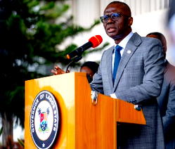 COVID-19: Lagos uses 400 oxygen cylinders per day for severe cases, says Sanwo-Olu