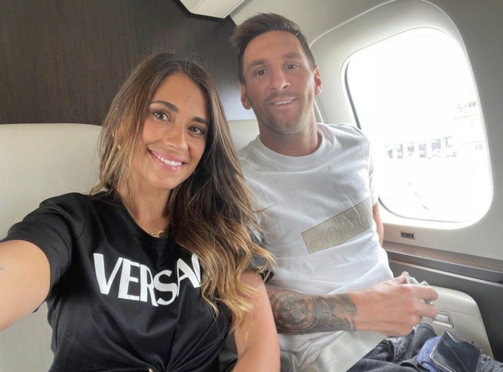 Messi enroute Paris, as two year deal finally sealed with PSG
