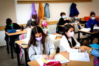 Israel to vaccinate pupils during school hours