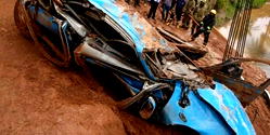 Truck crashes into taxi, kills 4 in Oyo
