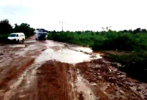 Oyo Iseyin Road Commuters, traders groan as two FG highways to Benue collapse