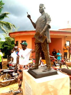 Igbo cultural group unveils Runsewe’s statue in Igboukwu