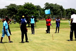 AGCare partners golfers association on charity tourney