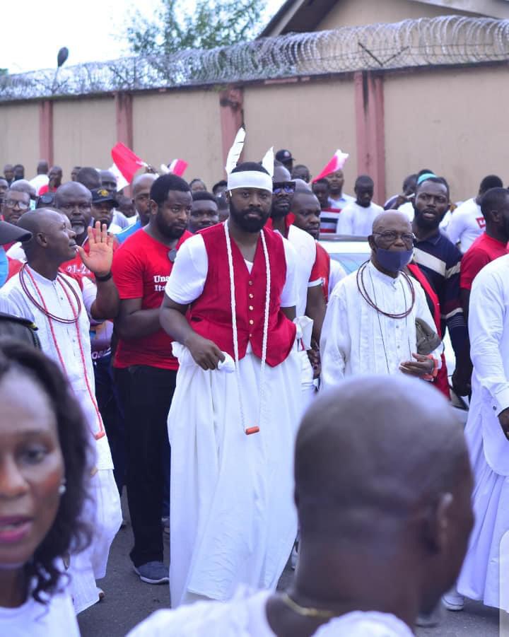 WhatsApp Image 2021 08 20 at 13.10.41 PHOTOS: Olu of Warri-designate spotted walking in Warri, before departing for Ode-Itsekiri