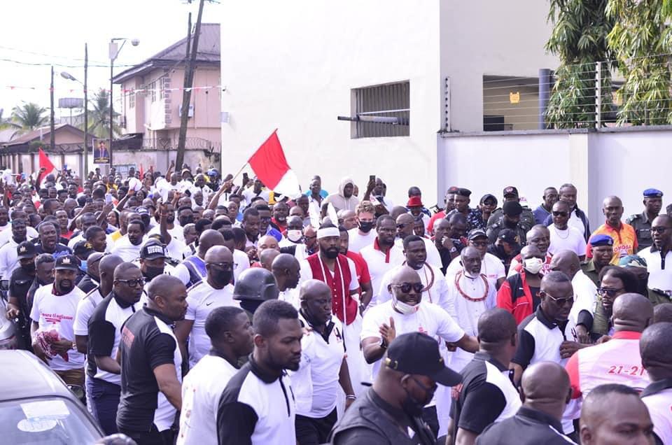 WhatsApp Image 2021 08 20 at 13.10.45 1 PHOTOS: Olu of Warri-designate spotted walking in Warri, before departing for Ode-Itsekiri