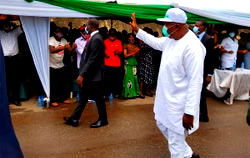 Jubilation, applause as Ugwuanyi approves 60 percent CONHESS for health workers