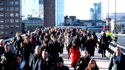 British worker numbers bounce back as vacancies hit record high