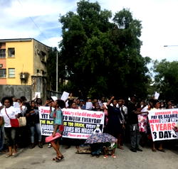 Cross River LG workers protest 4 years unpaid salary