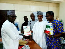 Ekiti 2022: Kolawole picks gov’ship nomination form, says ‘We’ll deliver Ekiti for PDP’
