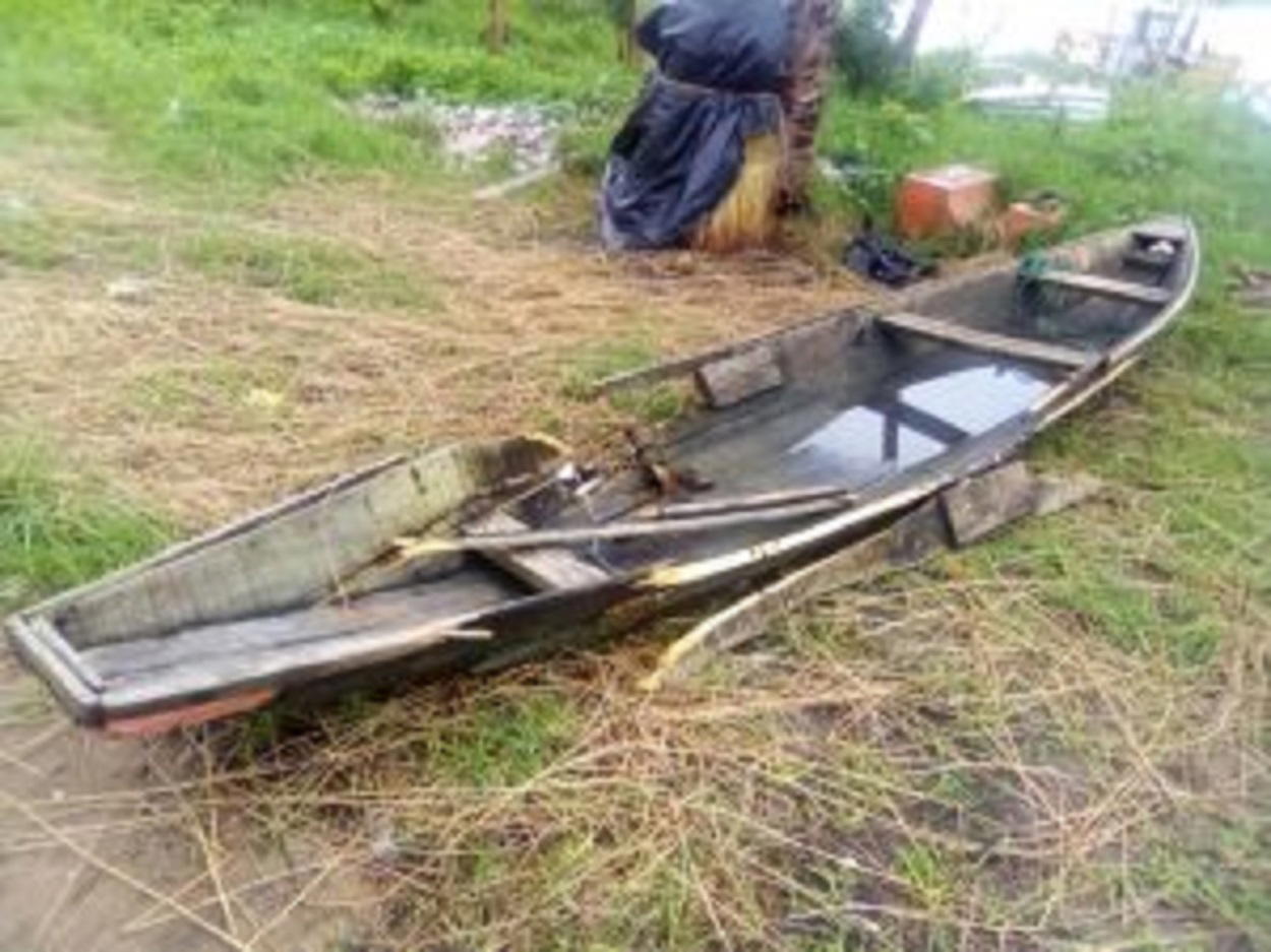 Commercial boat crushes canoe, injures fisherman