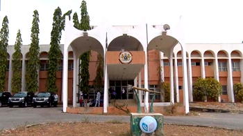 Kogi Assembly suspends 9 lawmakers, 5 council chairmen