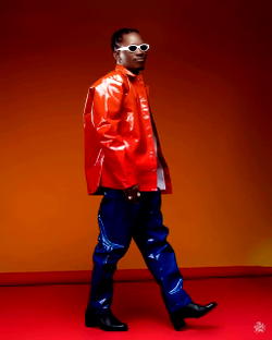 Maximo teaches Wealth generation, Smart Living in New Song