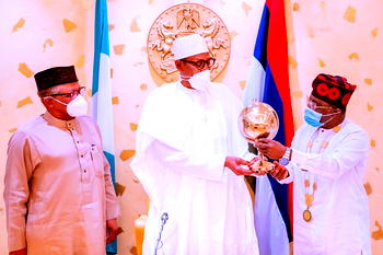 PHOTO NEWS: Buhari receives members of the Nigerian Medical Association