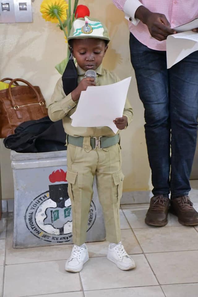 PHOTOS: DG eulogises corps member for donating e-library to NYSC