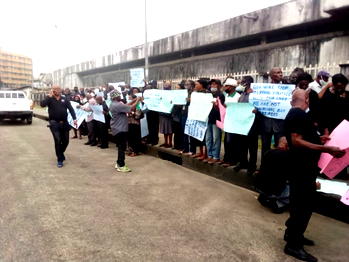 Breaking: Pensioners storm Rivers Secretariat, protest non-payment of entitlement,  death of 300 colleagues
