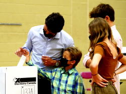 Trudeau’s Liberals win Canada election, but miss majority