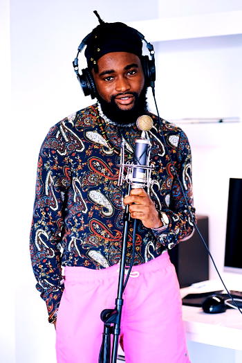 Sharing stage with Davido, Flavour a big thrill ― Tystringz