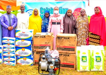 Female wheat farmers get irrigation equipment in Kano