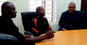Enugu govt delegation meets with visually impaired Commonwealth Boxing Gold Medalist