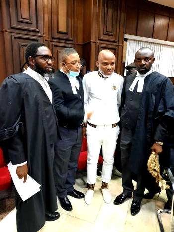 Breaking: Nnamdi Kanu arrives courtroom for his trial [photos]
